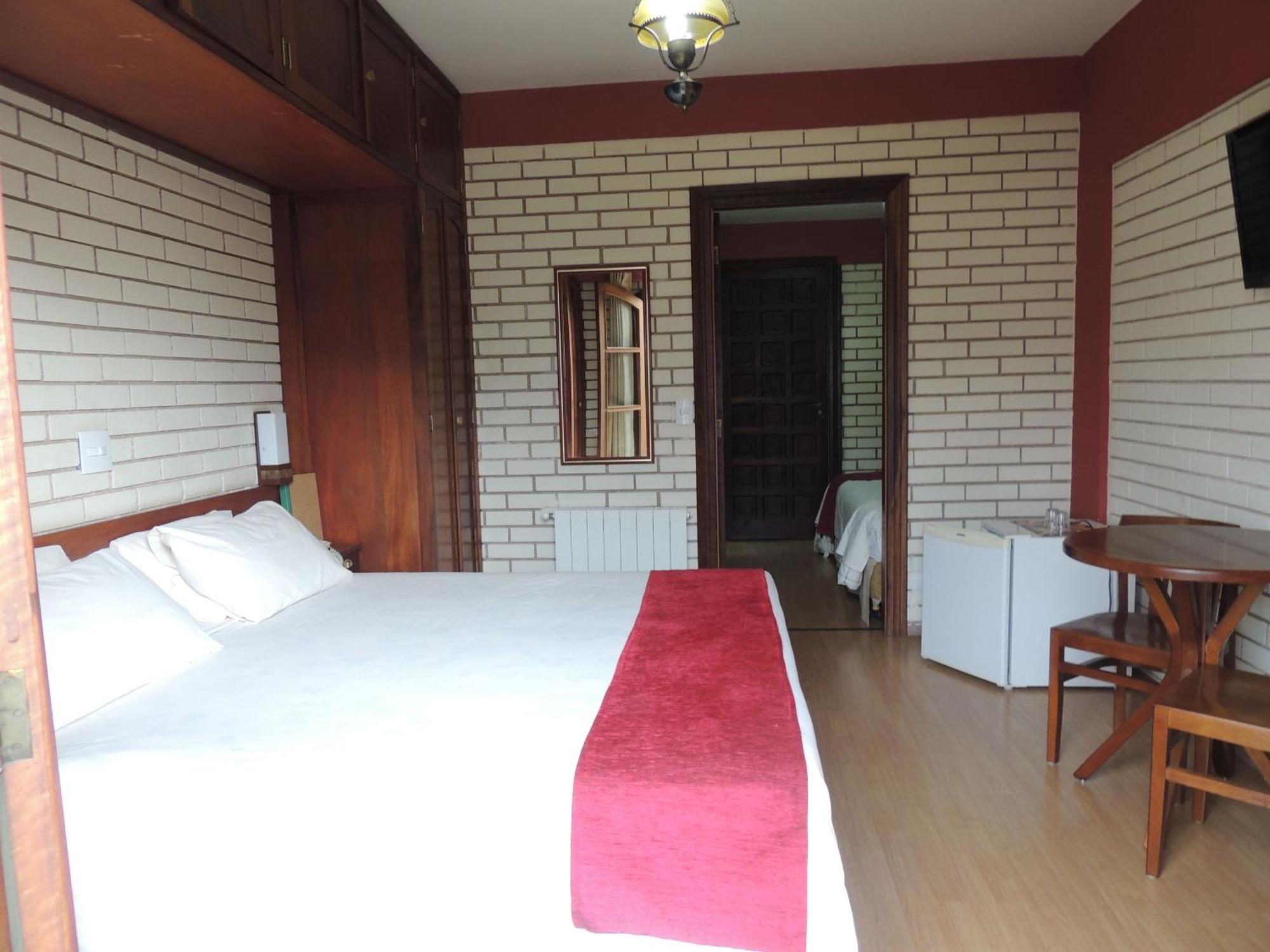 Campos do Jordão Hotel Monte Carlo חדר תמונה