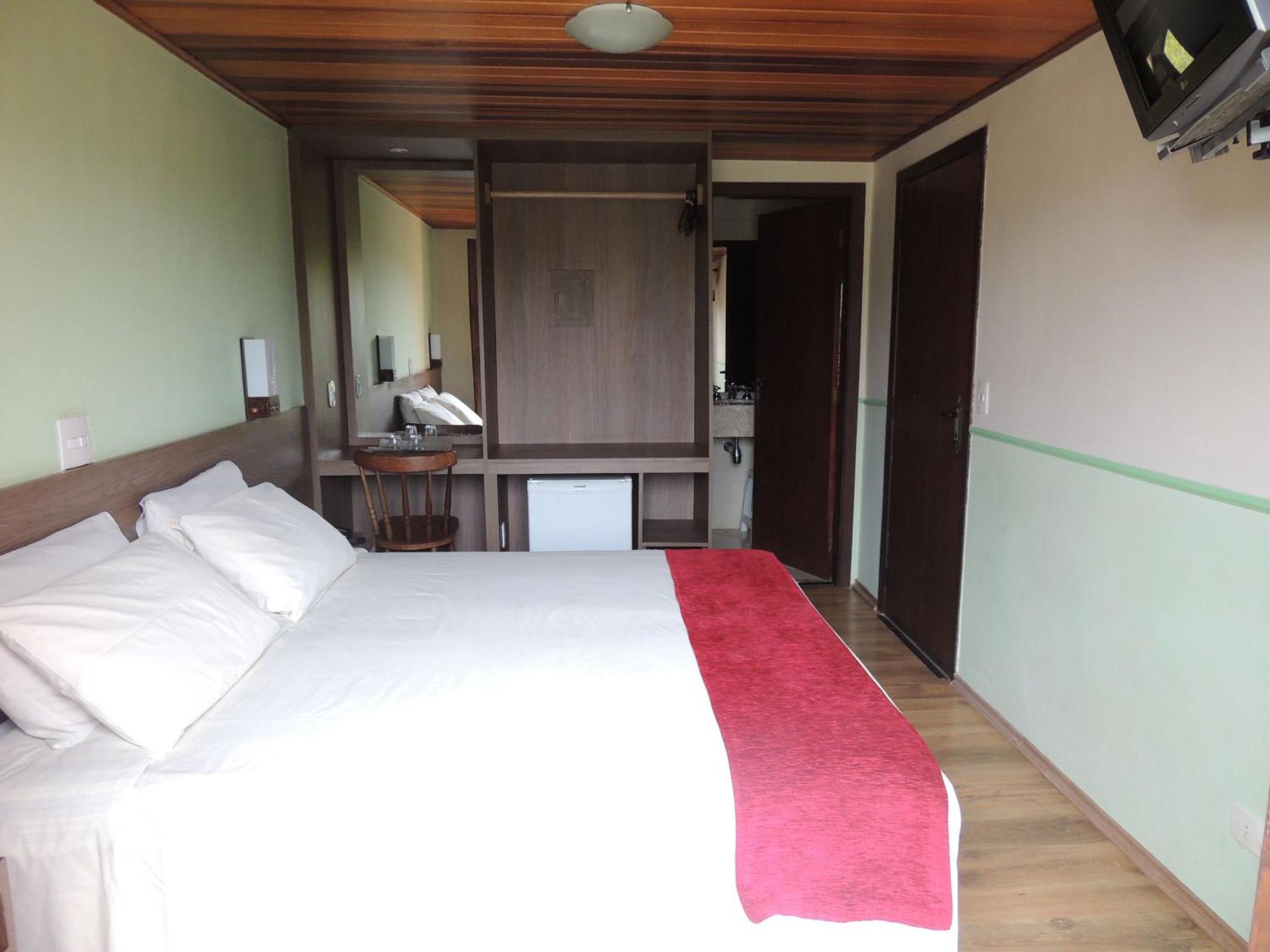 Campos do Jordão Hotel Monte Carlo חדר תמונה